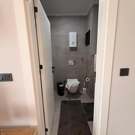 Okurcalar 126 M Havuzlu Bir Yatak Odali Appartement Alanya