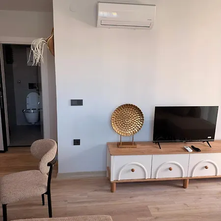 Okurcalar 126 M Havuzlu Bir Yatak Odali * Alanya